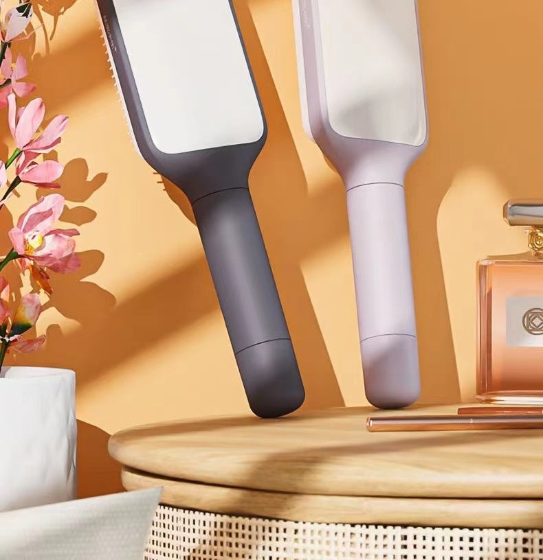 Magic Brush - Le secret des influenceuses pour des cheveux parfaits.